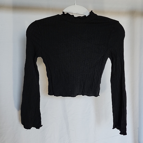 SHEIN Red and Black Checkered Cardigan Set - Picture 8 of 8